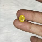 YELLOW SAPPHIRE - 5.05 CARAT